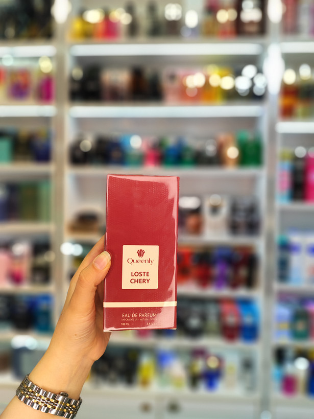 ادکلن کویین لی مدل تام فورد لاست چری